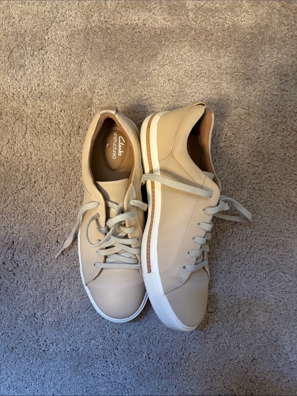 Clarks Unstructured Lace-Up Sneakers women’s 8.5 like new - Picture 4 of 5